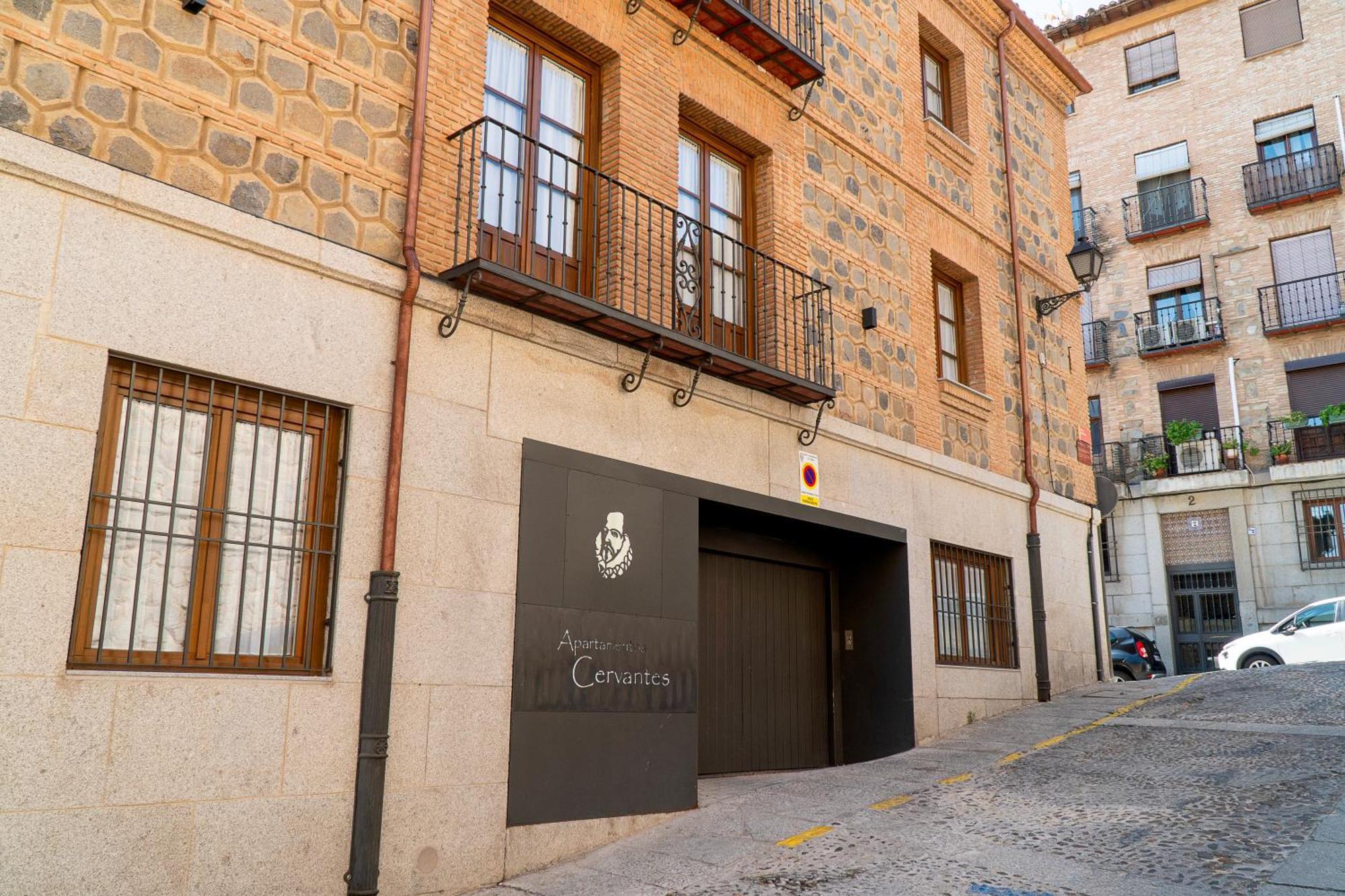 Cervantes 5 Collection - Greco Aparcamiento En El Edificio Toledo Exterior foto